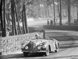 2-Litre Sports AMC/49/3 gracefully navigates the Esses of the Le Mans circuit.