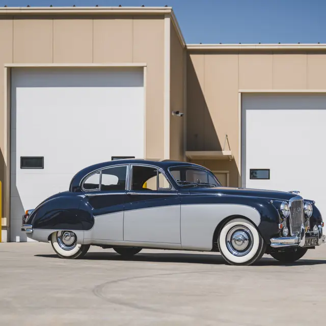 ミニカー QC PASSED  JAGUAR  MK IX 1960 Jaguar Mark Ix Catalog and Classic Car Guide, Ratings