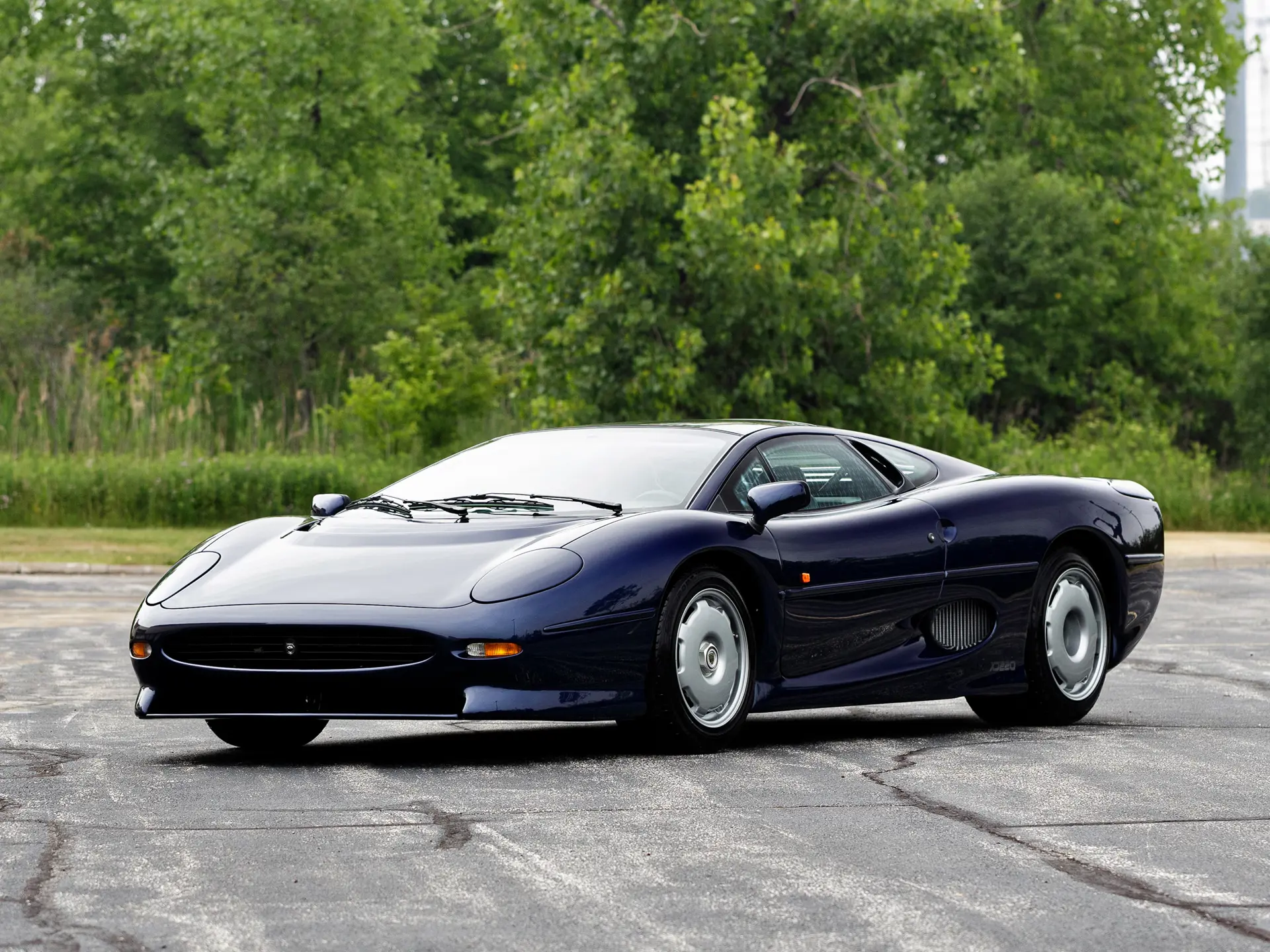ジャガー　XJ220 1994 Jaguar XJ220 Coupe |