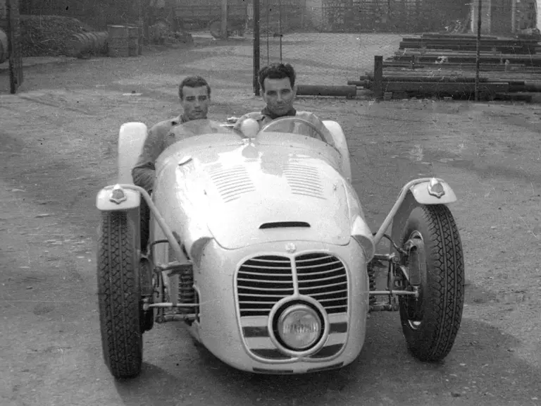 Chassis 2012 at the Maserati factory in Modena, November 1950.