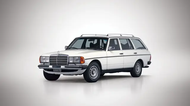 tamo2320　 Mercedes-Benz 280TE 1/18 1978 Mercedes-Benz 280 TE | Monaco 2016 | RM Sotheby's