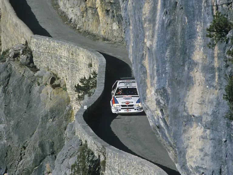 The Lancia Delta traverses a spectacular course en route to victory the 1986 Rallye-Monte Carlo.