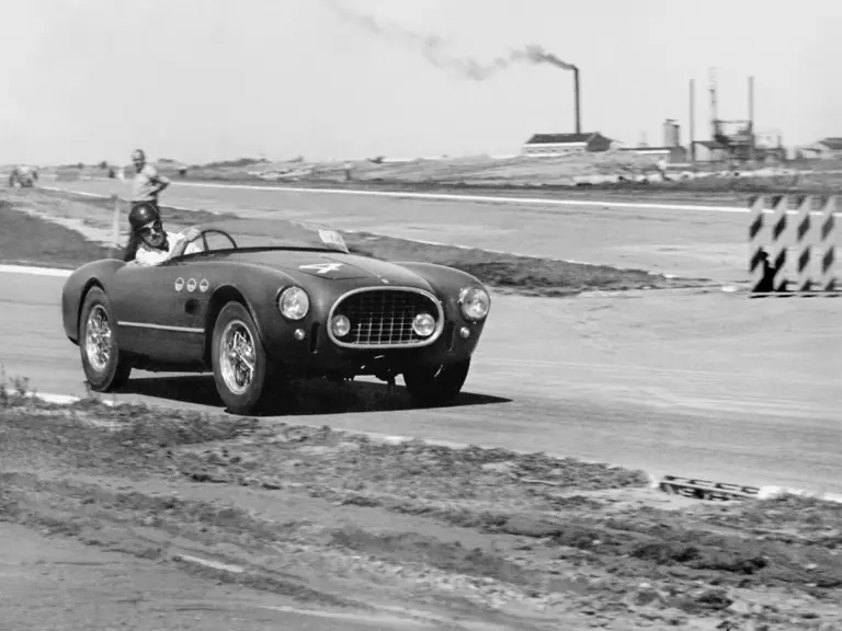 Carlos Lostaló, 5th overall, Gran Premio Ciudad de Buenos Aires, Autodromo Buenos Aires, Argentina, 1 February 1953.