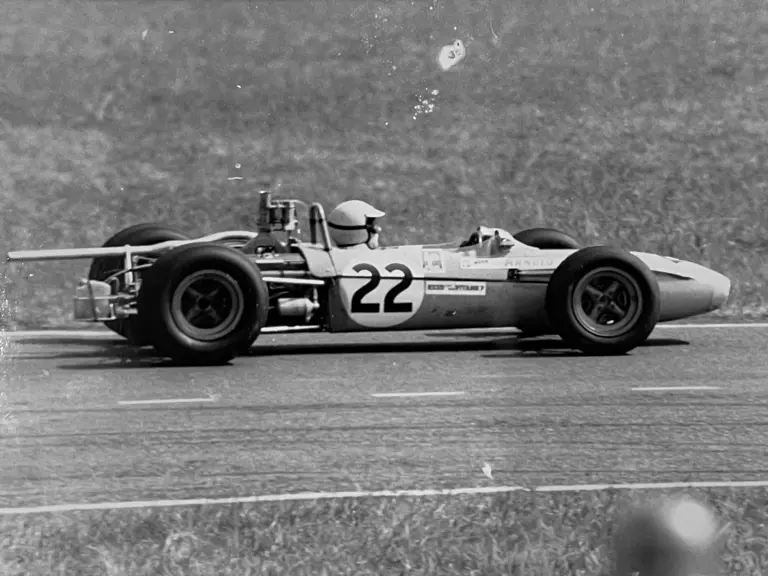 Jean Pierre Jaussaud at Nogaro Circuit on 15.04.1968 where he finishes in first place.