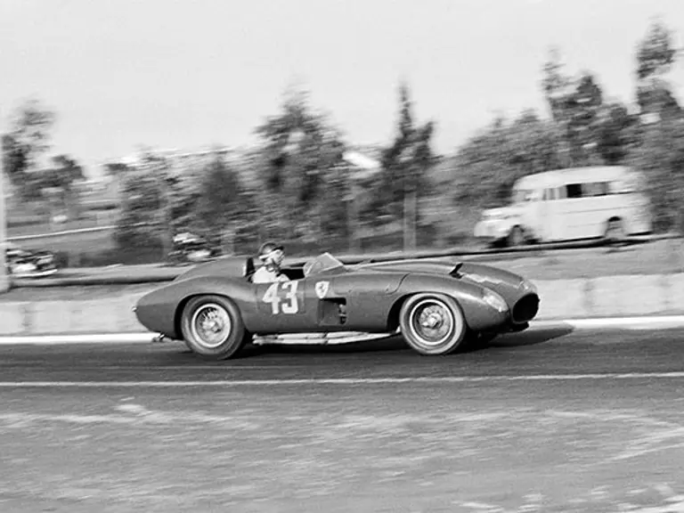 0598 CM’s first and only race as a Scuderia Ferrari team car at the 1956 1000 KM Buenos Aires, driven by Fangio and Castellotti.
