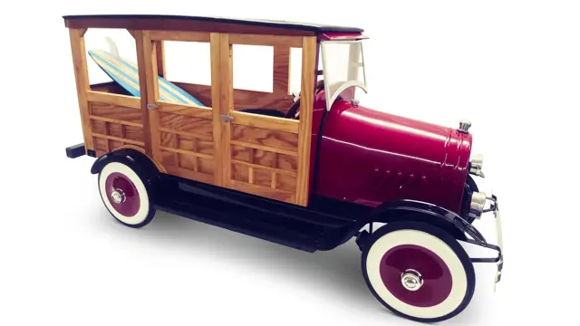 1927 Ford Model T 'Surf Woody'; 1:8 Scale by Past Gas Co