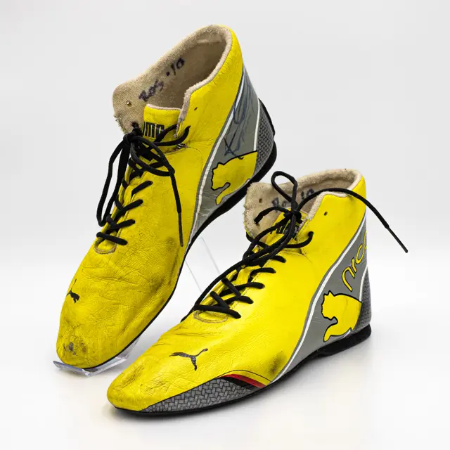 スポーツ選手 Nico Rosberg 2017 Mercedes Used Shoes Nico Rosberg 2017 Mercedes Used Shoes - メルカリ