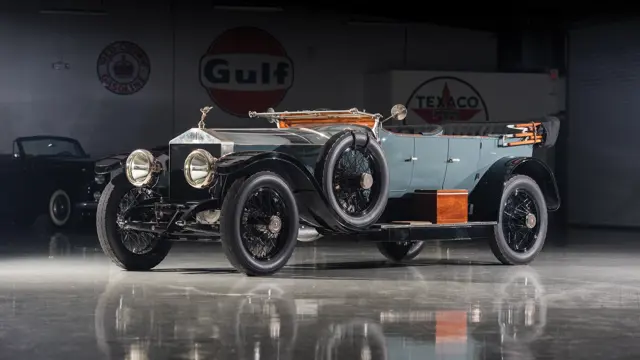 洋書 Edwardian Rolls-Royce 1960 Rolls-Royce Silver Cloud II Left Hand Drive | Beverly