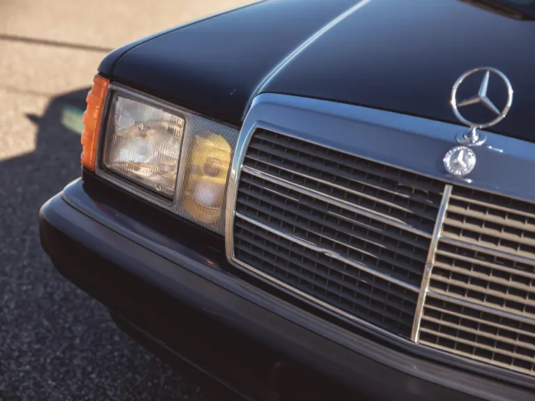 1993 Mercedes Benz 190 E Sportline | Photo: Teddy Pieper | @vconceptsllc