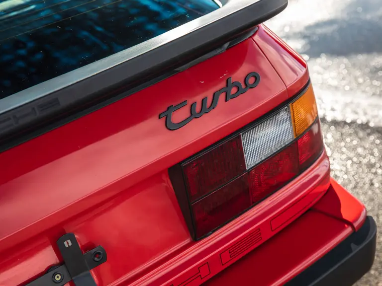 1986 Porsche 944 Turbo | Photo: Teddy Pieper @vconceptsllc