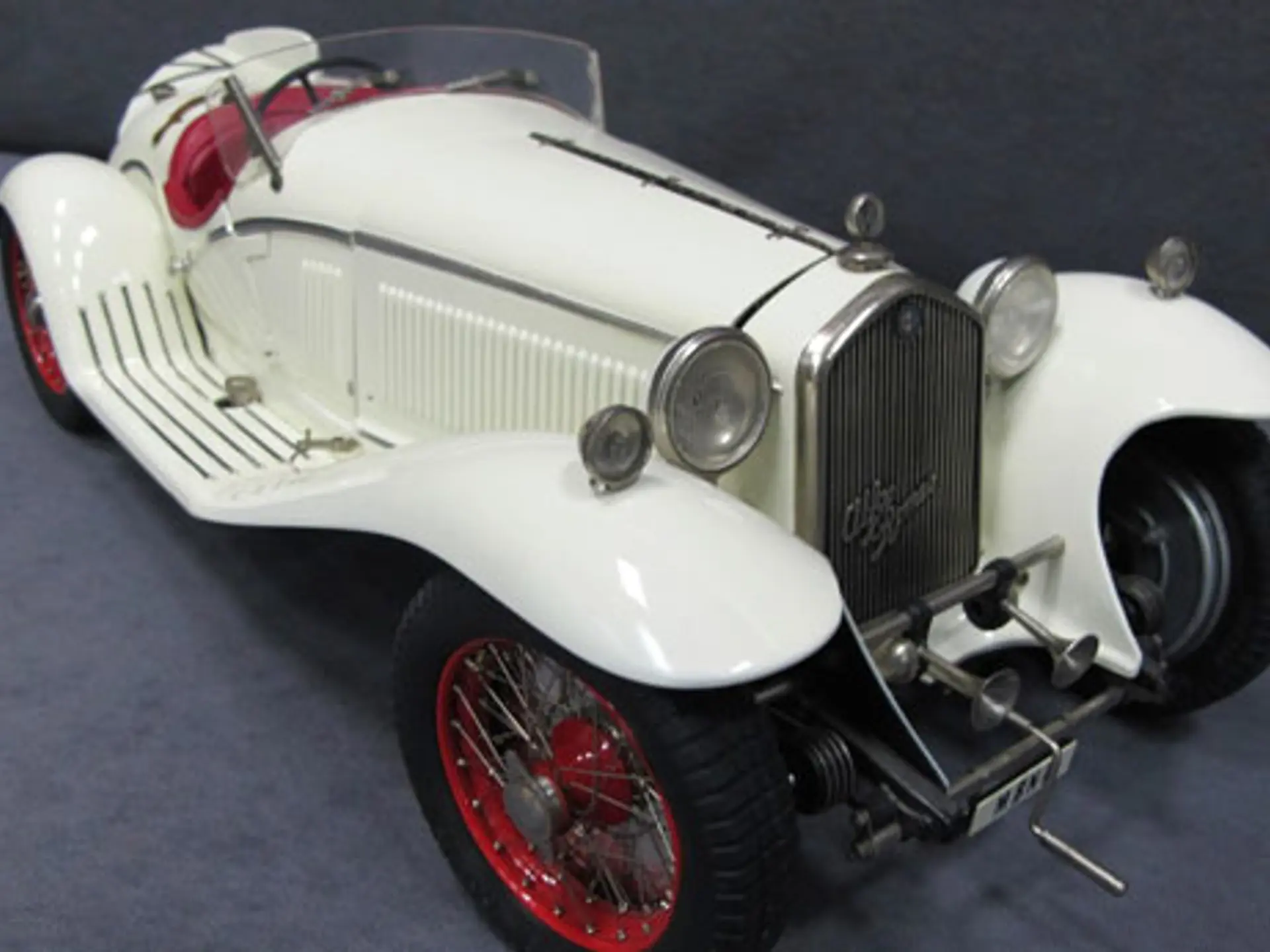 1/8 Scale Pocher 1932 Alfa Romeo Spider Touring Gran Sport