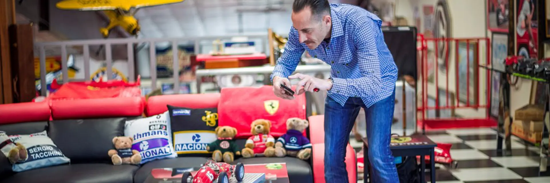 RM Sothebys memorabilia specialist Kurt Forry examining the Gene Ponder Collection
