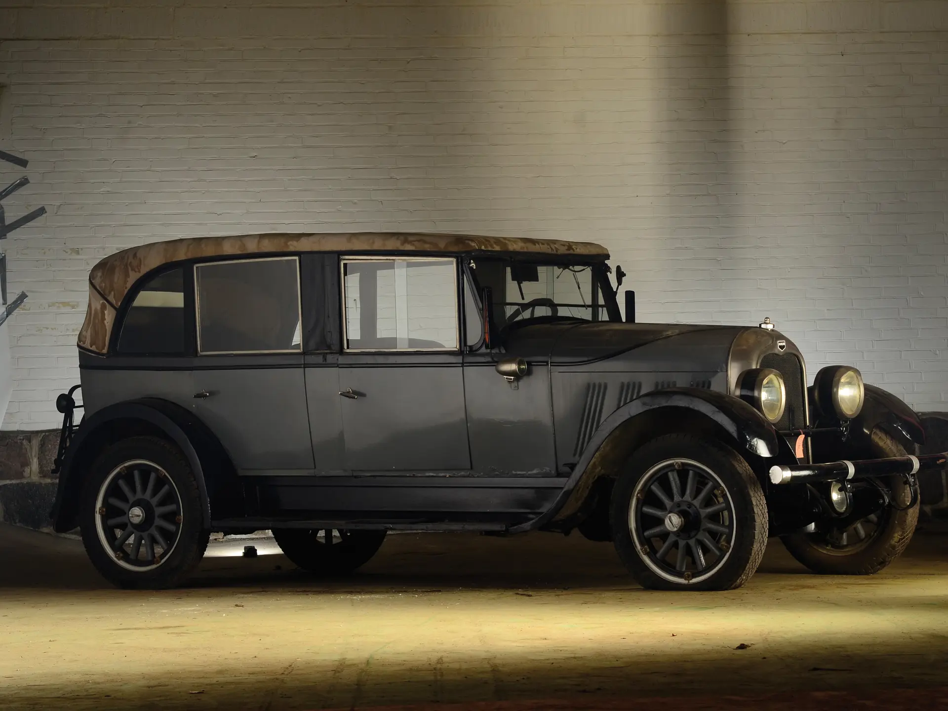 1927 Auburn 6-66 Touring | Aalholm Automobile Collection | RM Sotheby's