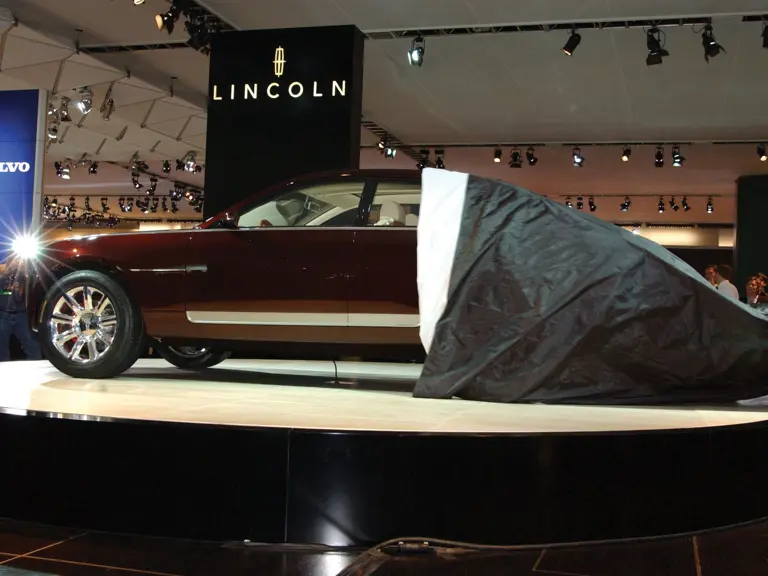 The cover comes off the Lincoln Navicross concept at the North American International Auto Show in Detroit, January 6, 2003.