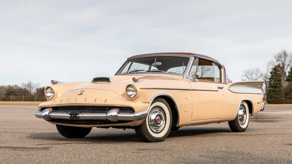 1958 Packard Hawk | Photo: Teddy Pieper - @vconceptsllc