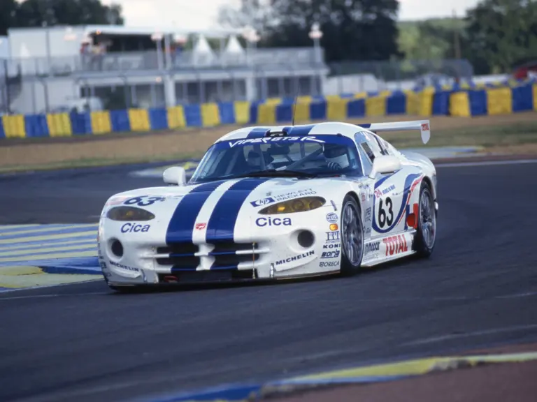 Exiting the Ford Chicane at the 1997 24 Hours of Le Mans, this Viper GTS-R completed 278 laps by the close of the race.