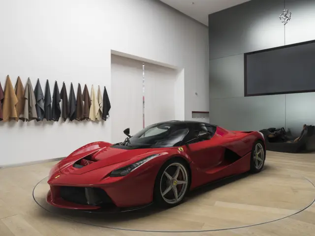 Ferrari 社 2013年 支給品 Last offer Ferrari 社 2013年 支給品 Last offer - メルカリ