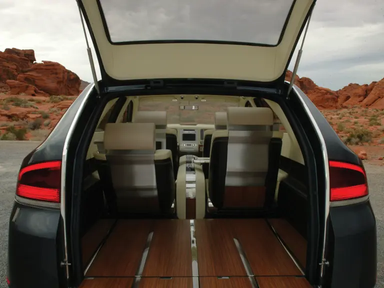 Lincoln Aviator.