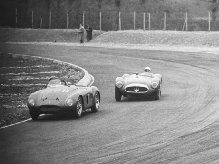 Chassis 0406 MD with Benzoni behind the wheel at the Trofeo Bruno e Fofi Vigorelli in Monza, March 1956.