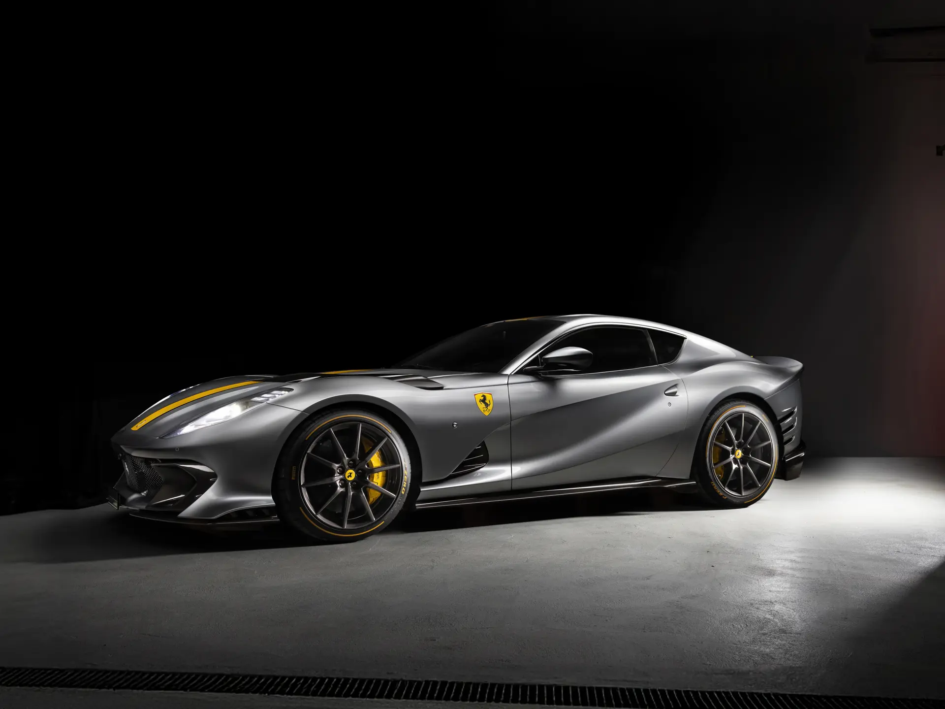 Ferrari 812 Competizione A Nero Daytona 1/43 - Looksmart LS531F, Résine