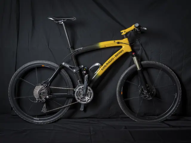 フェラーリマウンテン/COLNAGO FOR FERRARI 世界限定999台! フェラーリのマウンテンバイク 【ニュース】 - webCG