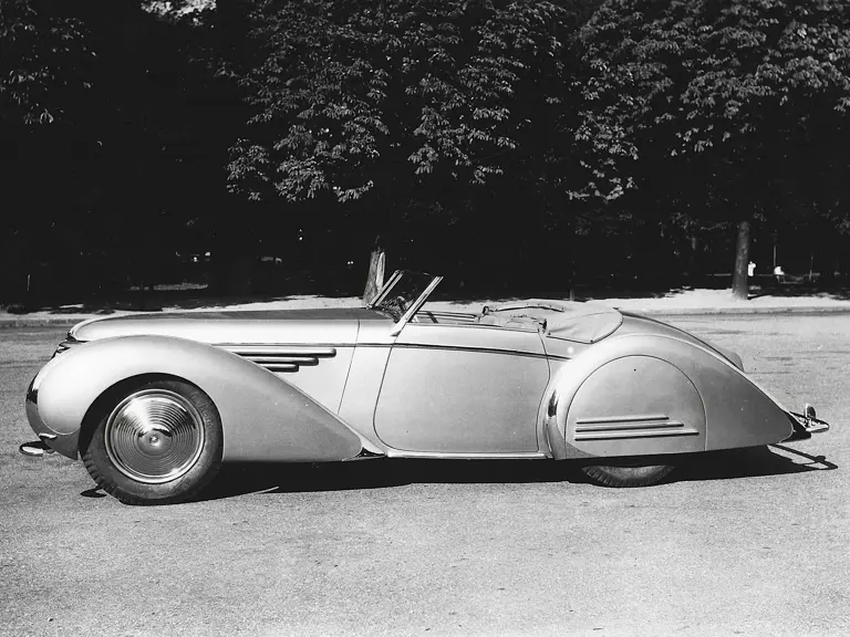 The extraordinary Delahaye as it was completed by Franay in 1946.