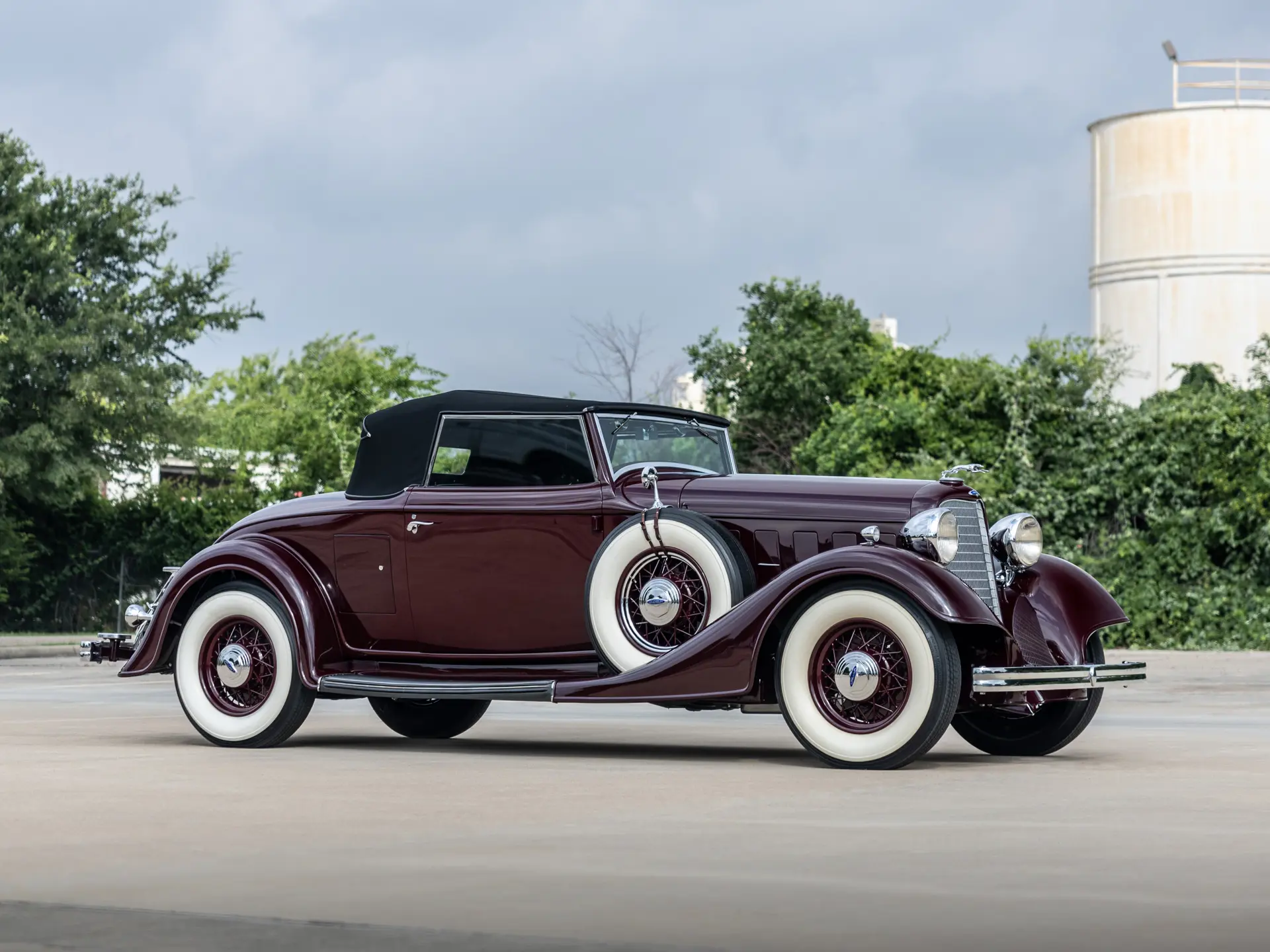 1934 Lincoln KA 2/4-Passenger Convertible Coupe | Monterey 2023