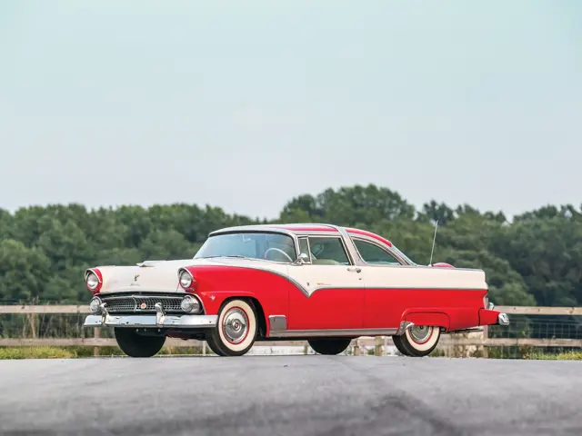 1955 Ford Fairlane Crown Victoria | Hershey 2018 | RM Sotheby's