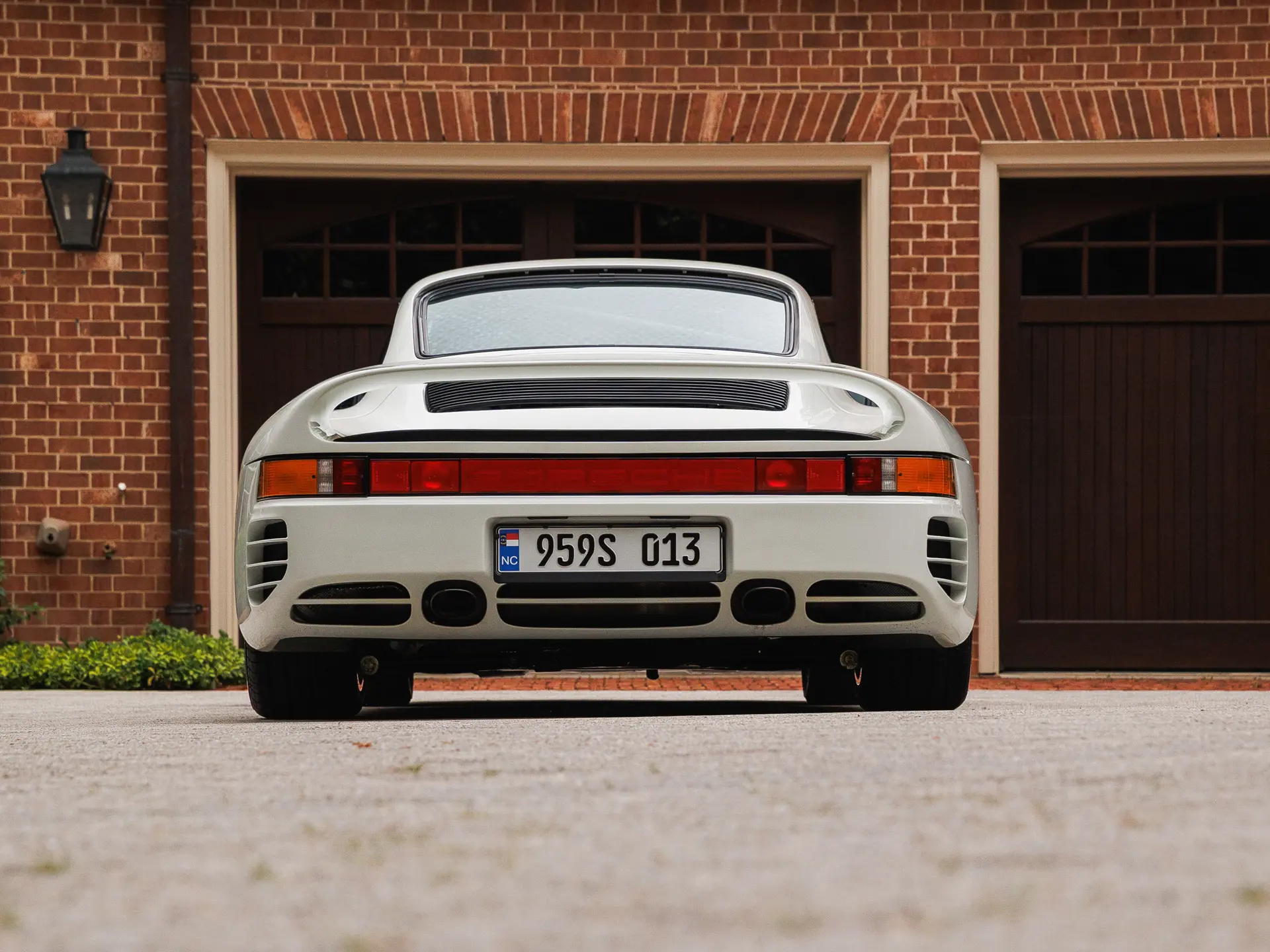 https://cdn.rmsothebys.com/6/c/b/e/d/6/6cbed610436f8da88c789cc10d959ee87808bfc2.webp