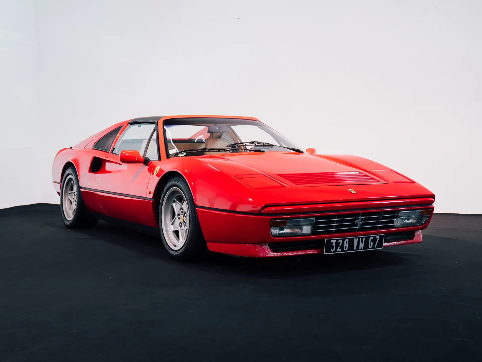 りずまりー 1987 Ferrari 328 GTS | Paris 2022 | RM Sotheby's