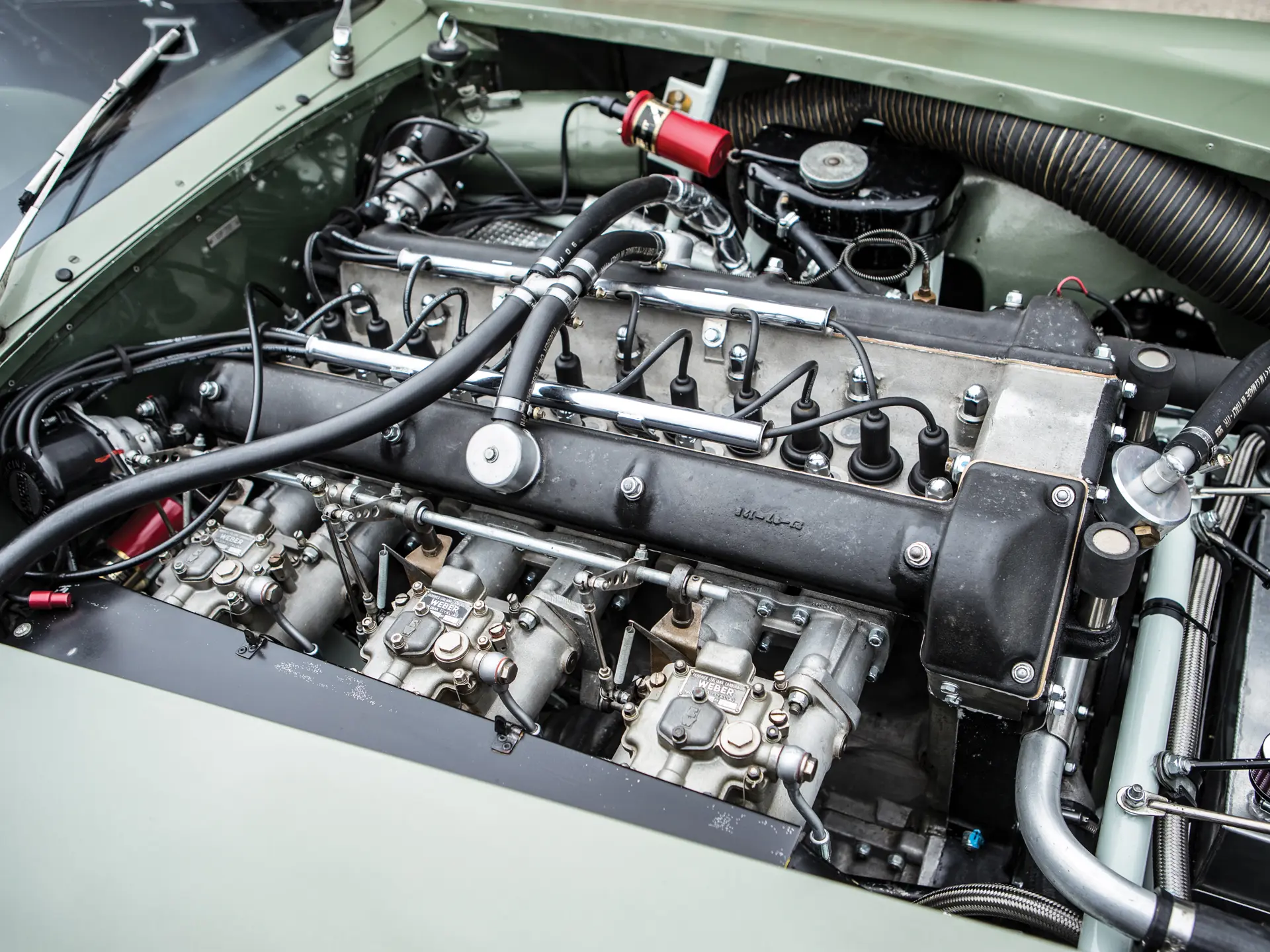 1963 Aston Martin DP215 Grand Touring Competition Prototype - imagen 2