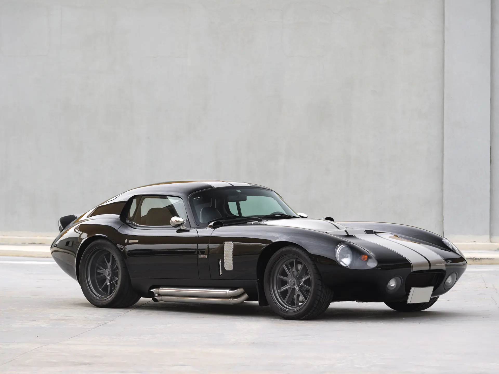 京商エッグ】FIRST MINI-Z Shelby Cobra 427 S/C & Daytona