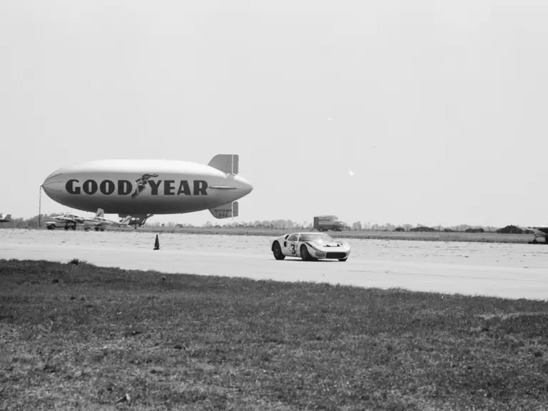 P/1032 at the 1966 12 Hours of Sebring driven by Walt Hansgen and Mark Donohue to a 2nd place finish.