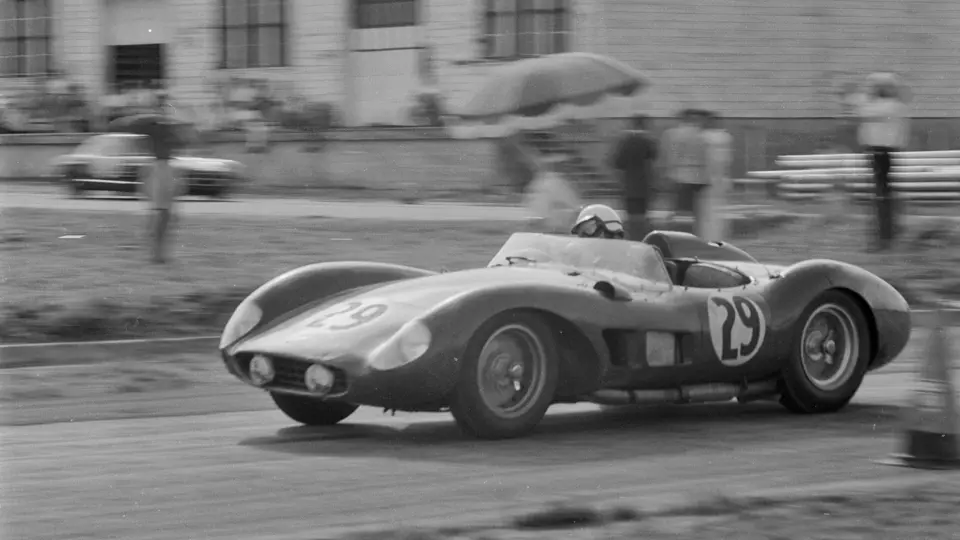 Chassis no. 0658 MDTR as seen at the 1957 12 Hours of Sebring. Chassis no. 0658 MDTR as seen at the 1957 12 Hours of Sebring.