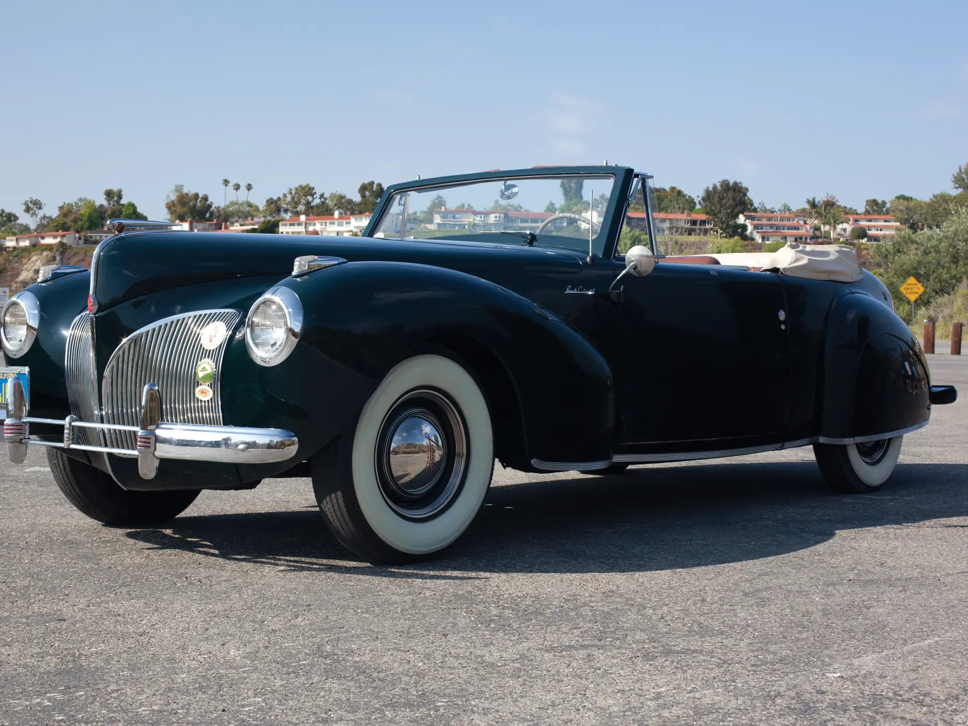 1941 Lincoln Continental Cabriolet | Monterey 2011 | RM Sotheby's, image size:1920x1440