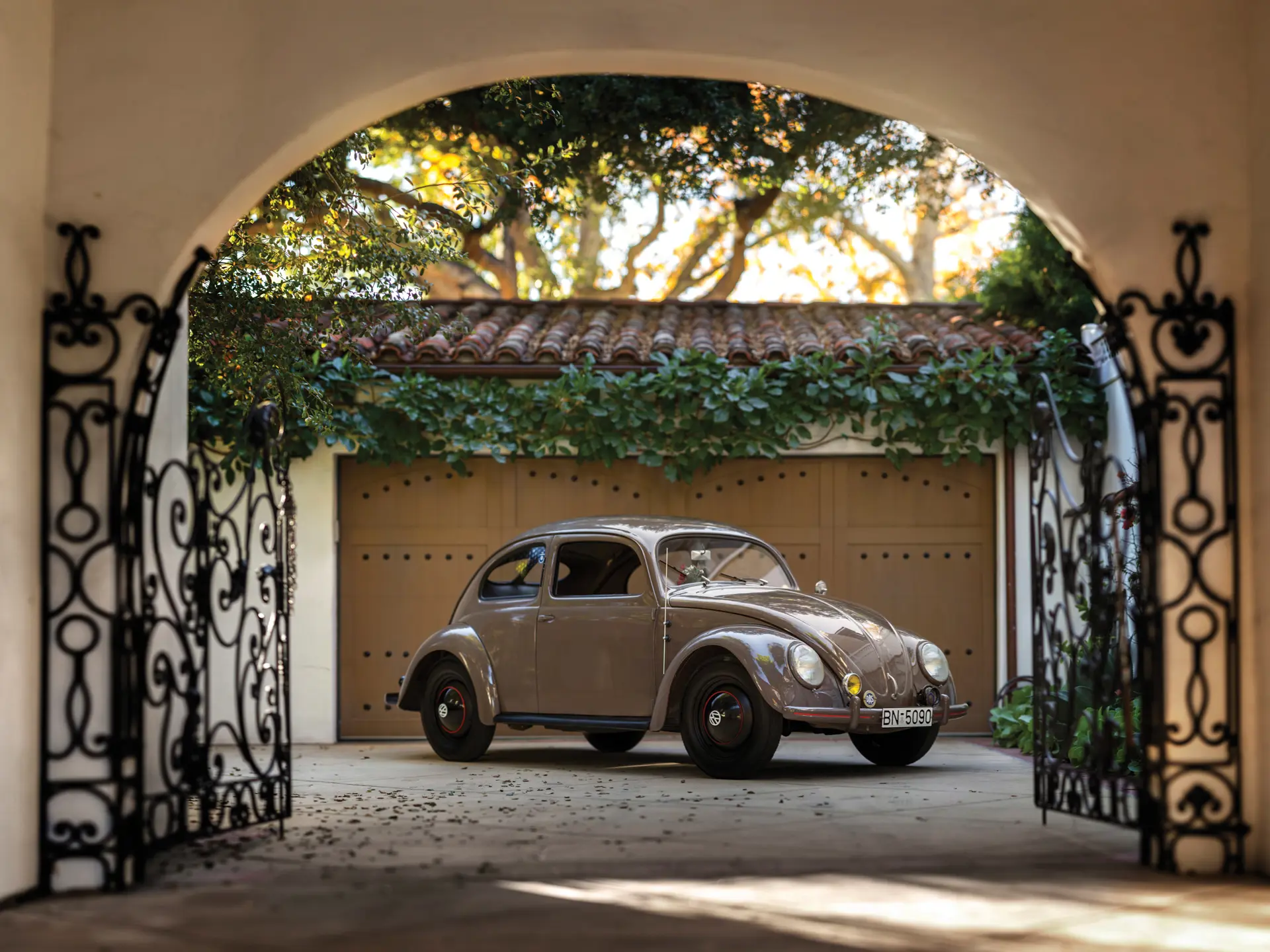 空冷ビートルStreet  VW'S　No.1〜No.100 1952 Volkswagen Type 1 Beetle 'Split-Window' Standard Sedan