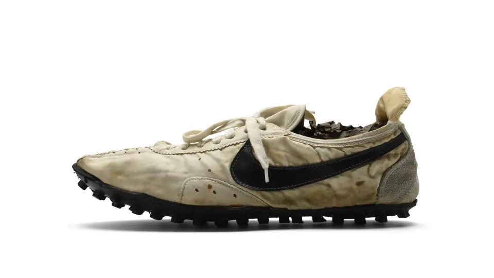 Nike waffle flats shop