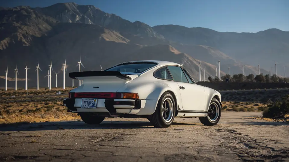 1975 Porsche 911 390 Turbo

Photo: James Lipman