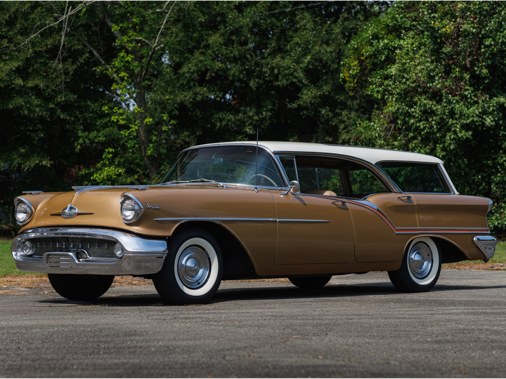 1957 Oldsmobile Golden Rocket Su...