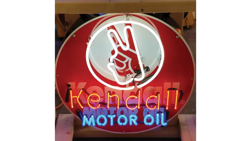 Kendall Motor Oil Original Tin Neon Sign | Auburn Spring 2018 | RM