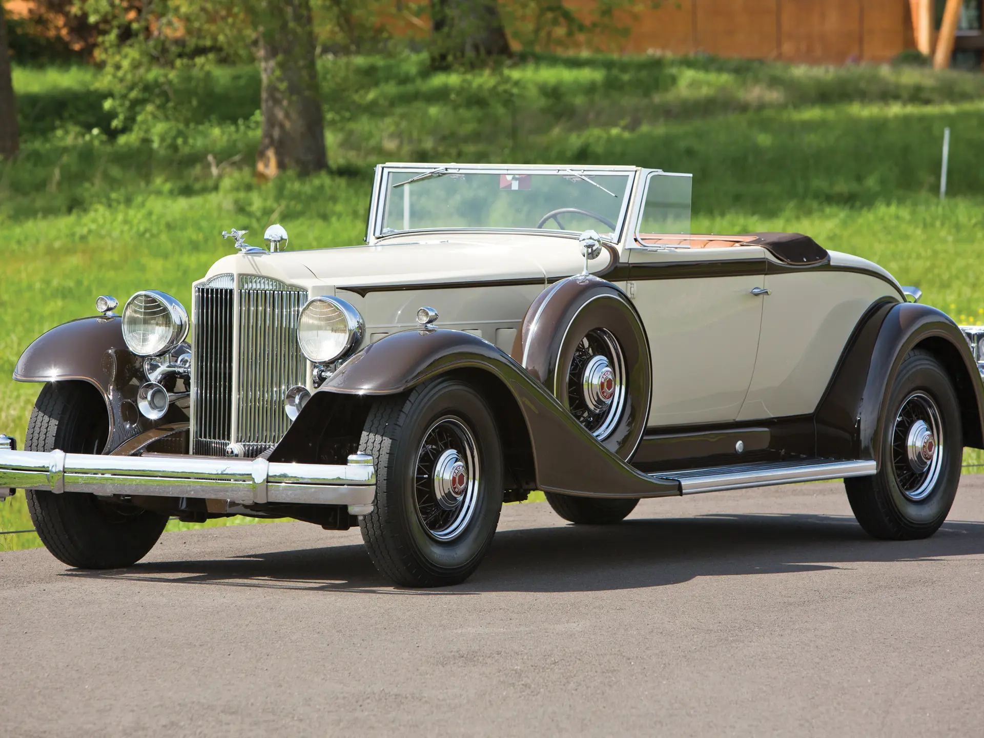 ドルーレ 1933 Packard 1005 Twelve Coupe Roadster | Monterey 2014 | RM Sotheby's