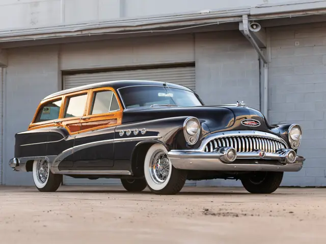 1953 Buick Roadmaster Estate Wagon | Arizona 2020 | RM Sotheby's