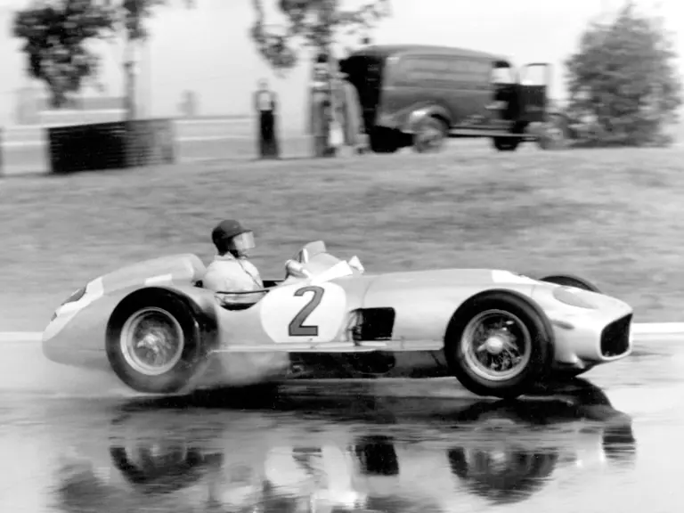 Juan Manuel Fangio (#2) drives W 196 R chassis number 00009/54 in a training run ahead of the 1955 Buenos Aires Grand Prix. For this race, run in an unusual two-heat format, the W 196 R was fitted with a 3-liter engine from the 300 SLR.