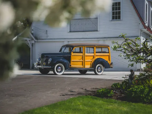 1940 Ford DeLuxe Station Wagon | Hershey 2025 | RM Sotheby's