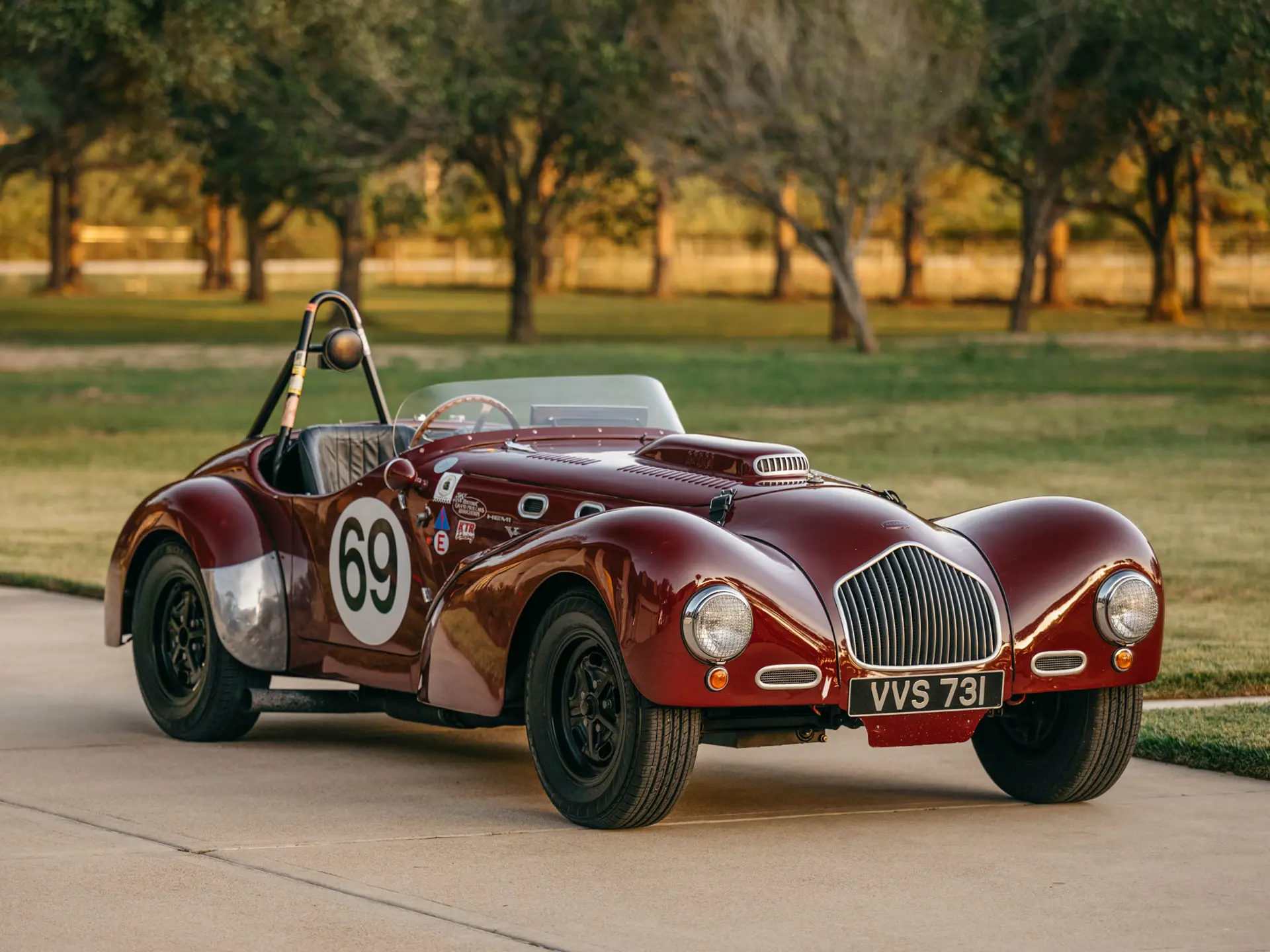 元展示品➰未使用K2 Classicカーキット自給ホース付き✨ 1952 Allard K2 'Factory Special' | Arizona 2023 | RM Sotheby's