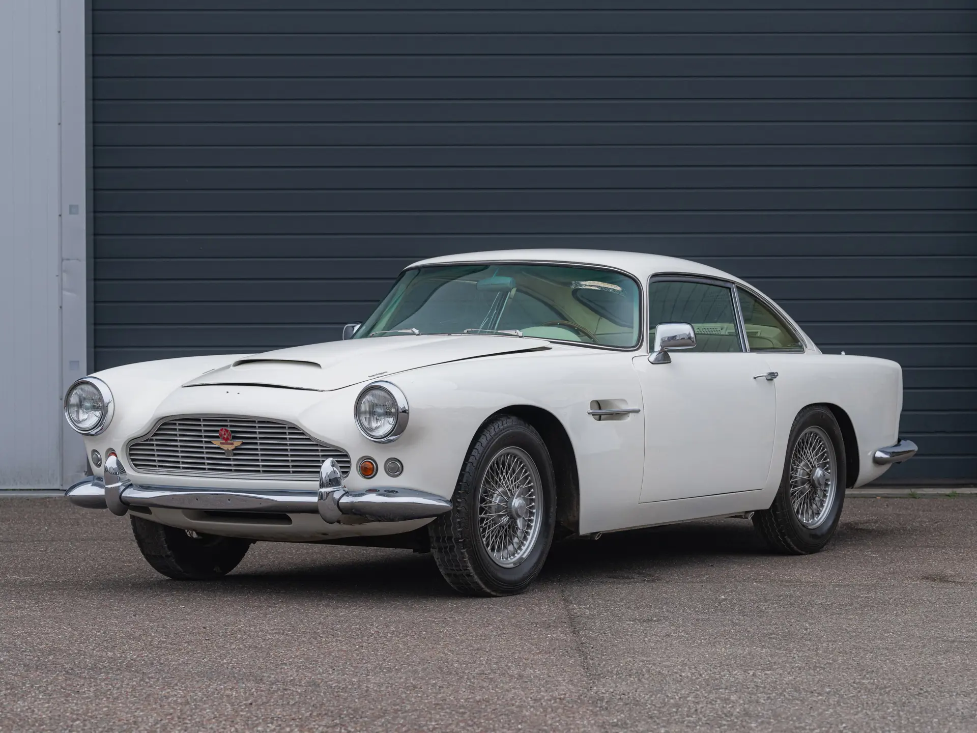 国産名車コレクション イギリス アストンマーティン DB4 国産名車コレクション イギリス アストンマーティン DB4 国産