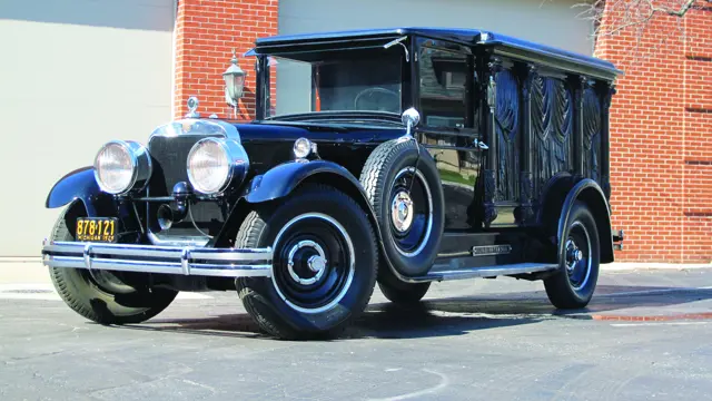 1929 Cunningham V-8 33286 | Auburn Spring 2017 | RM Sotheby's