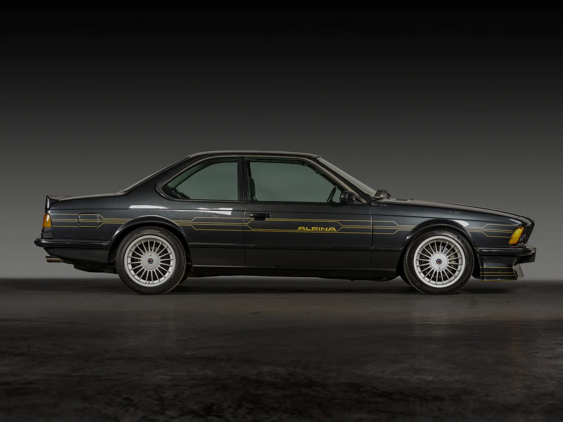 ★限定3000台★1/18 BMW Alpina B7 Turbo Coupe