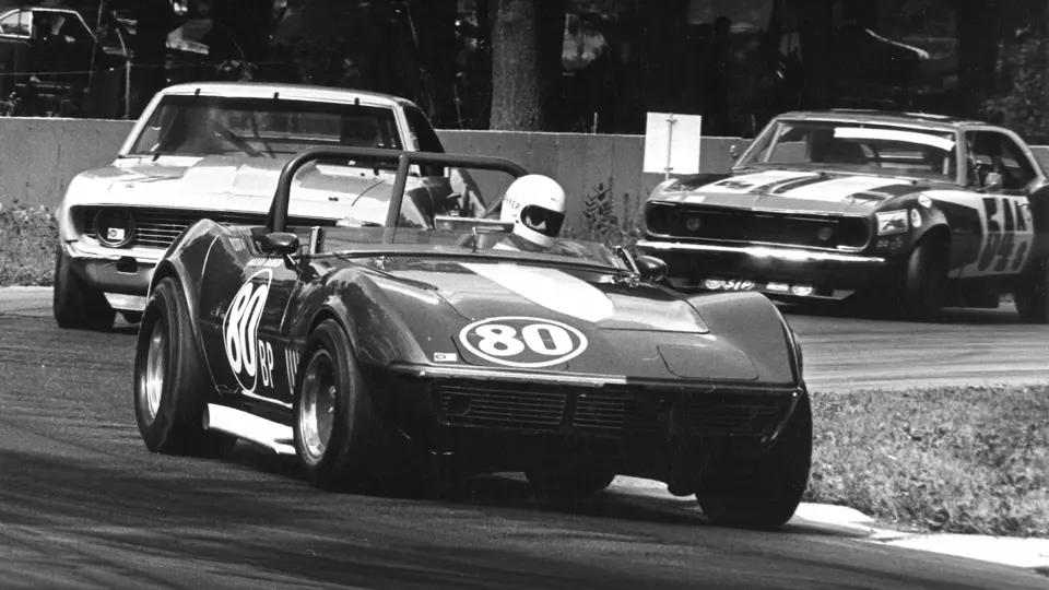 The V.V. Cooke racing in period.