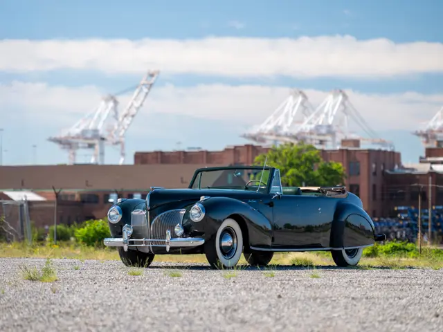 1941 Lincoln Continental Cabriolet | The Hershey Auction 2026 | RM